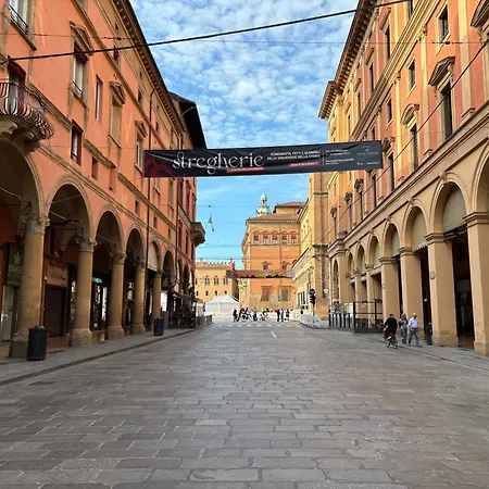 Indipendenza 24 * Bologna
