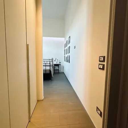 Indipendenza 24 * Bologna